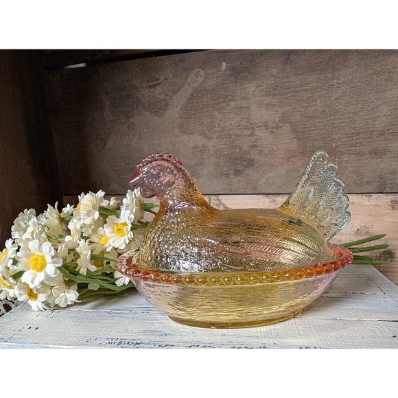 Other - Vintage Design Pastel Hen on Nest - Imported